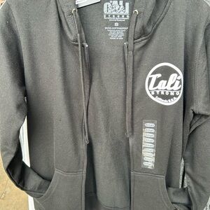 San Diego local brand calistrong